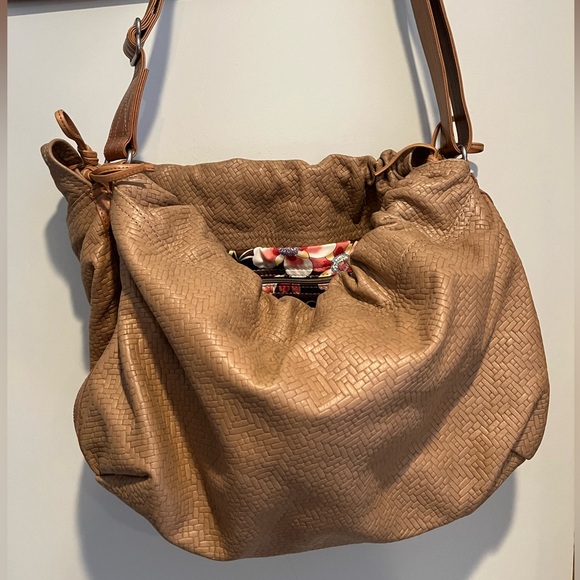 Rough and Tumble Woven Saddle Truffle Cinch Top Bag Custom Lining - Picture 1 of 5